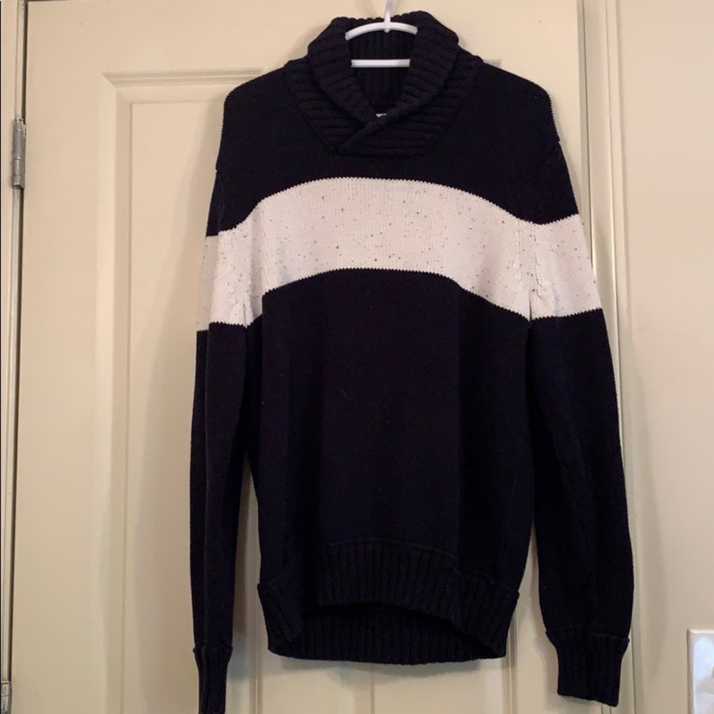 Cowl neck sweater Sz L